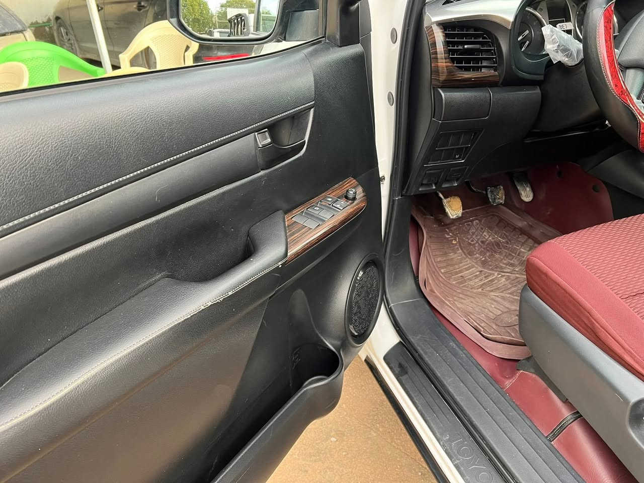 للبيع 23مكفول ماشيه 60الف رقم أربيل باسمي سعر240الاستفسار اكثر الاتصال برقم ***********
