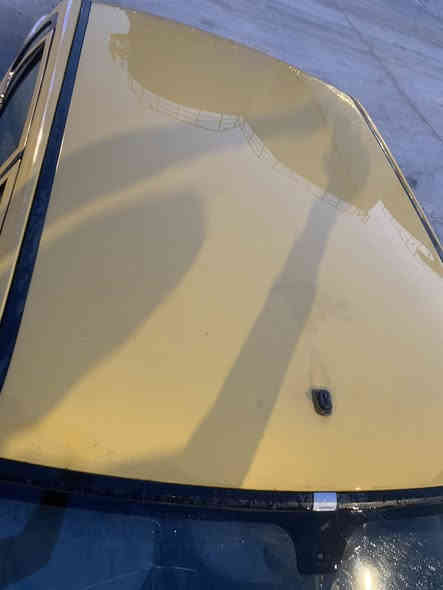 السلام عليكم سايبه موديل ١٣ رقم الماني تحويل ثاني يوم سنويه لنهاية ٢٠٢٦  السياره باسمي كير ومكينه خير من الله تخم تاير مدوشمه كامل بلكات نوزلات فيت بم  كامله السياره كهربائيات كلها شغاله تدفه تبريد بيها ضربه مثل ما موضح بالصوره ومامصلحها 
سعرها ٢٨ قفل
رقم التلفون *********** 
متواجد واتساب
