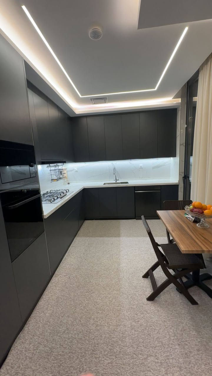 الحمدلله 🌾
احد مواقع التي تم تنفيذها مجمع البدور السكني 

الأحمدي للمطابخ ✅ 
***********
