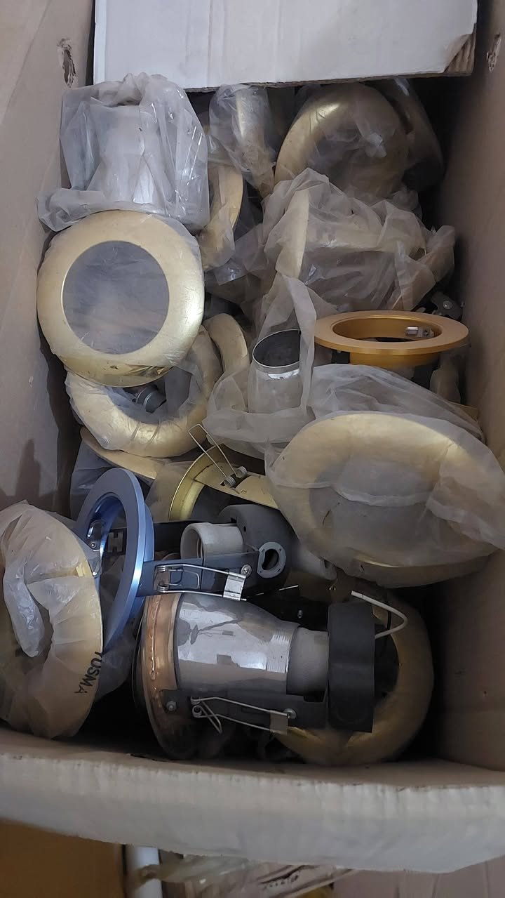 اي قطعة بربع كوفة حي ميسان العدد موجود***********
