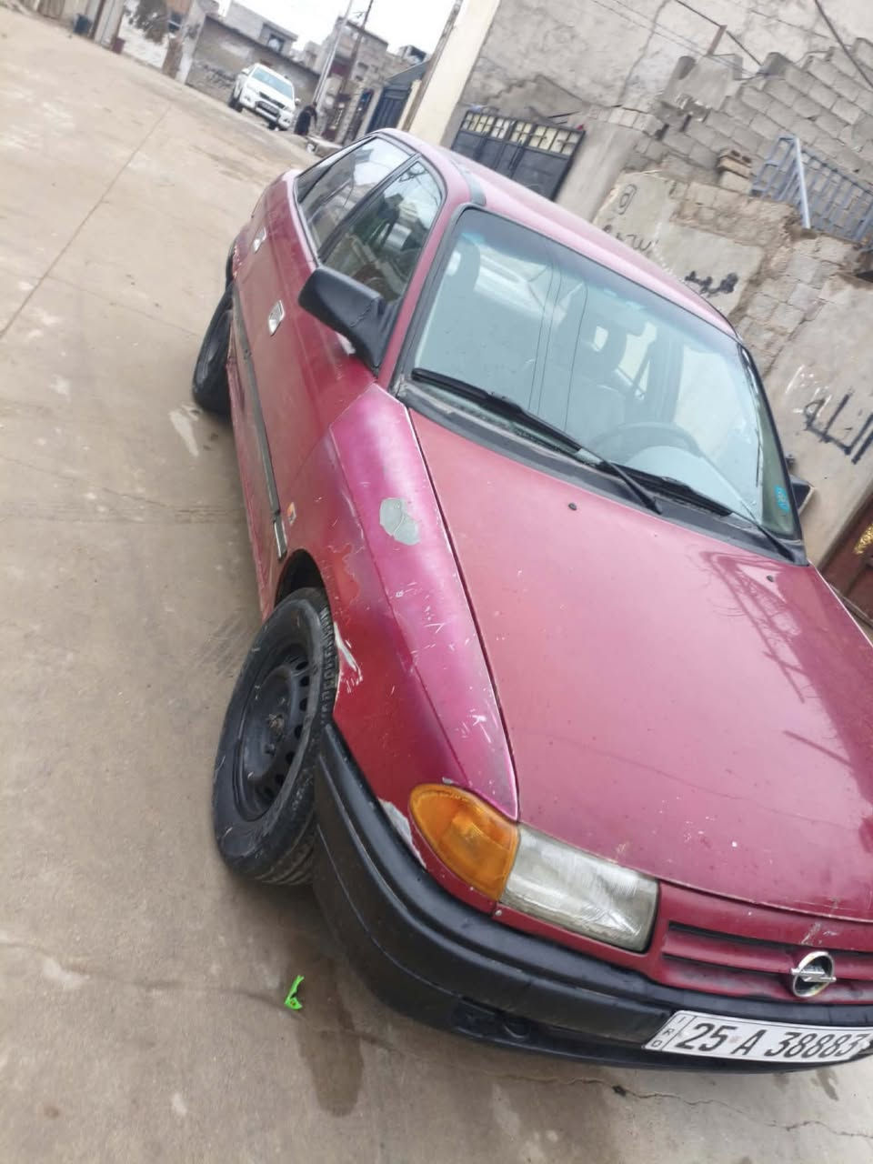 سلام وعليكم اوبل استرا موديل 93 رقم دولي سنوية جديد لحد30 محرك كير شرط مكفولة من الضربة  سعر ٣٧وبيا مجال رقم ***********
