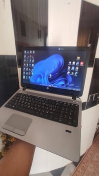 كور اي7 • رام 8G • SSD 128G