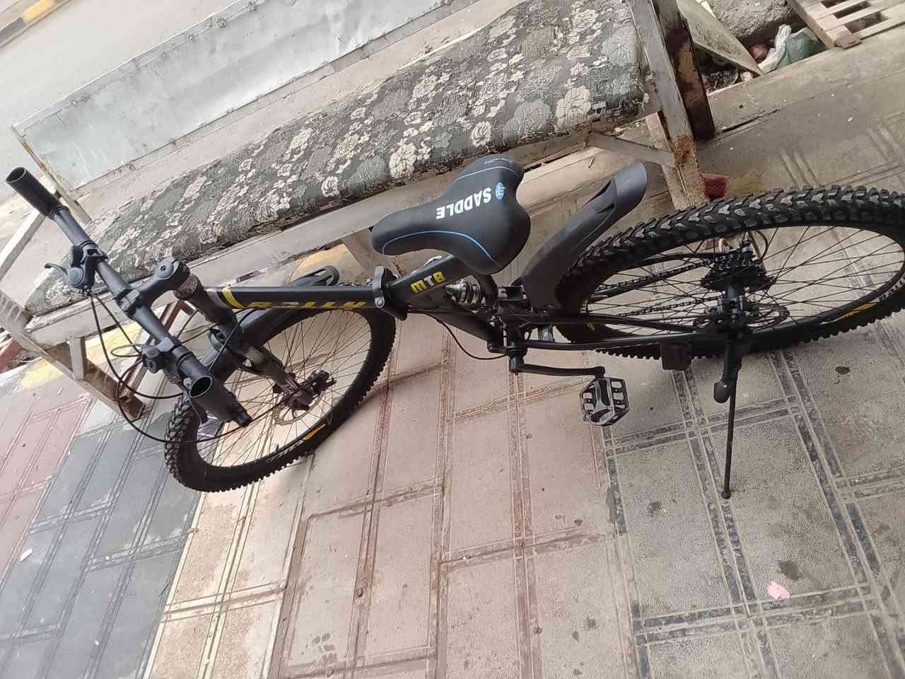 بيسكل نظيف للبيع السعر 85المكان الشطره بلشوملي 
***********
