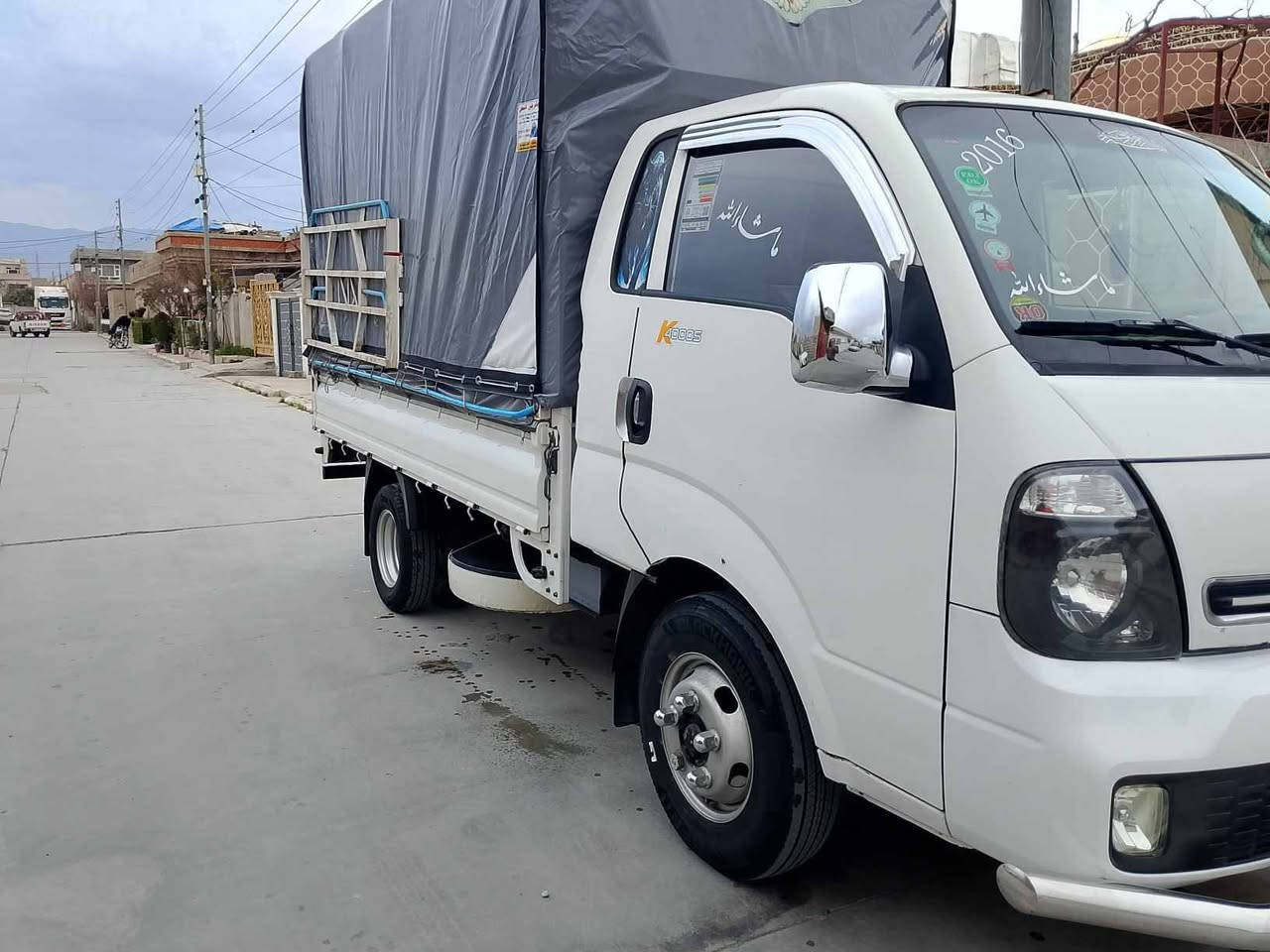 کیا 4000
2016 زۆر پاک و بێ مەسرەف تایەو پاتری و ژینگەو هه زەو زەریبەی تازەیە بێ بۆیاخ کەمێک قەڵەمکاری هەیە تەنها بستێک لە دۆسەکەی بۆیاخە بەناوی خۆمەوەیە 
***********
***********
سلێمانی..۱
