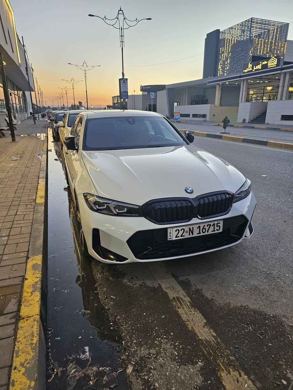 للببع BMW 330i ماشية ٣٦ الف كيلو موديل 2024 للاستفسار
***********
