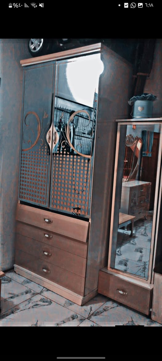 سلام عليكم غرفه نوم تركي 9قطع لسعر 600 مكاني بغداد الدوره الصحه مراسله صفحه وهاذه الرقم ***********
