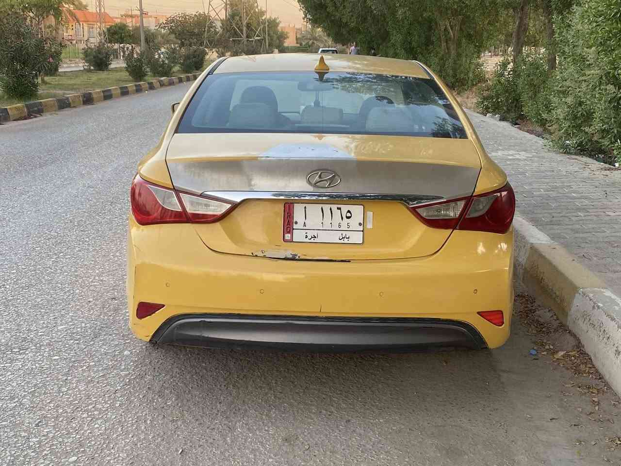 سوناتا 
موديل 11
رقم بابل
السعر 88 
مكان حلة
رقم الهاتف ***********
