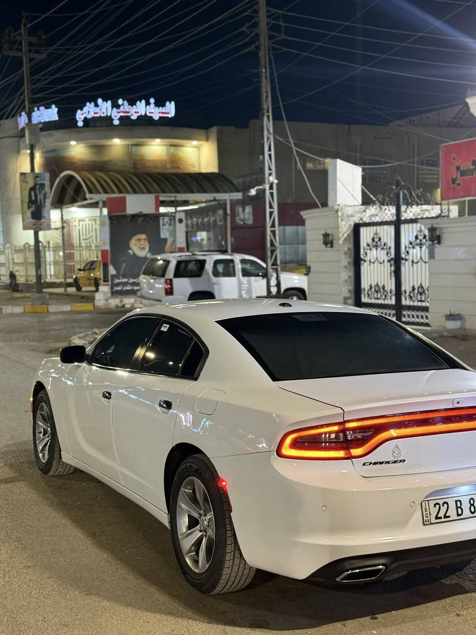 السلام عليكم 
جارجر موديل 2021كلين 
مواصفات بلاك بيها مكانين بارد وطخه باب سدر شوف العين 
رقم اربيل تريد تحويل تريد وكاله 
حداديه جديده تخم تاير جديد 
مكاني :ميسان 
السعر 268وبيها مجال بسيط   
الرقم ***********
