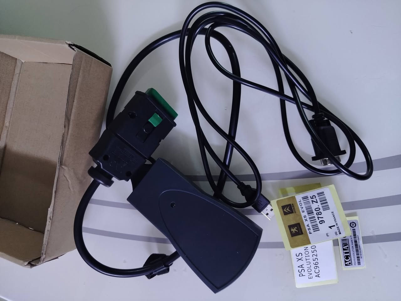 جهاز فحص سيارات.. مااعرف مال اي سيارة 
50 الف
***********
