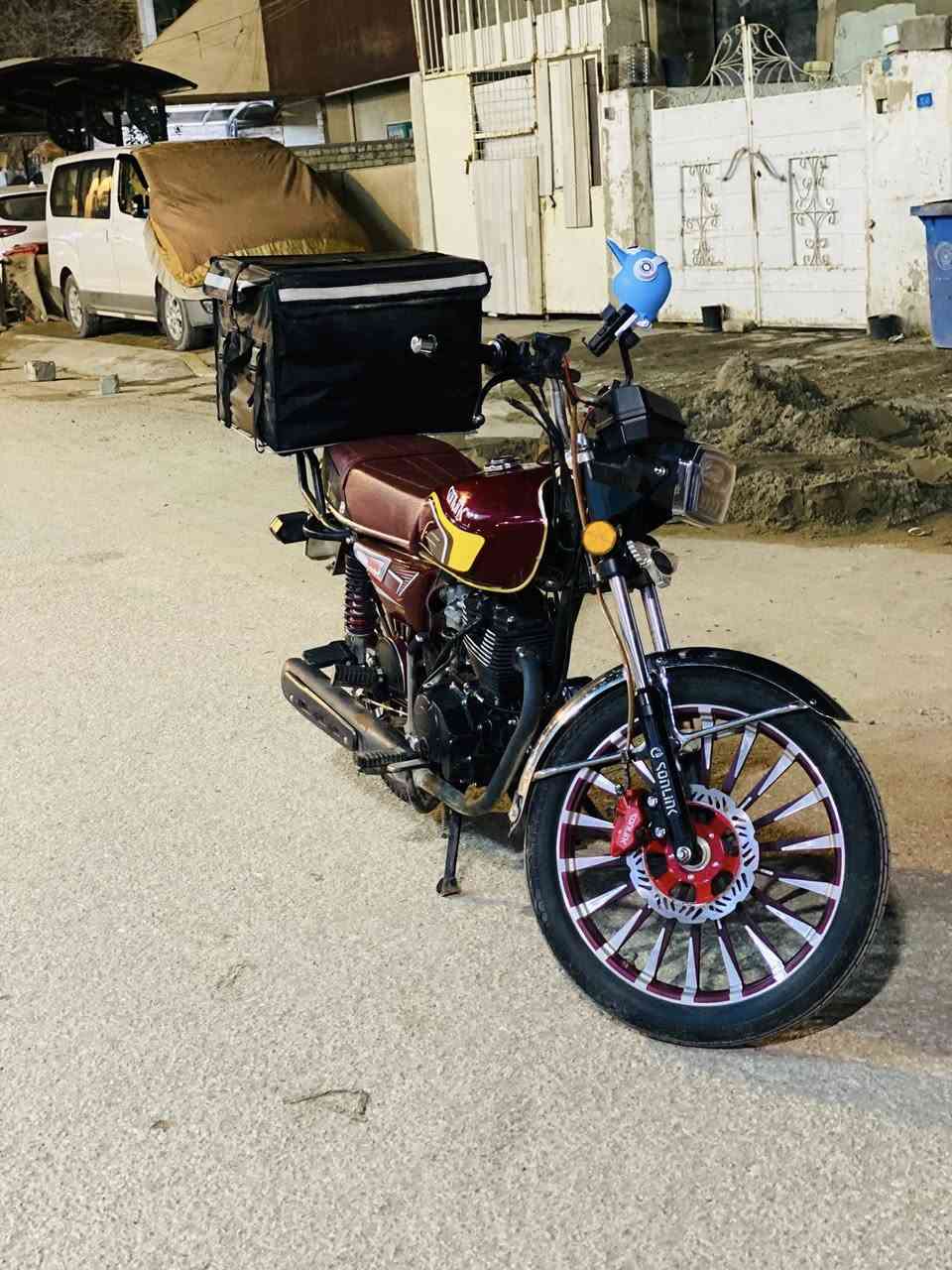 لسلام عليكم للبيع دراجه ايراني مديل 2025 لدراجه جديده اي نقص مابيها ومتروكه بل بيت عنواني بغداد الدورة سعرها 750 رقمي *********** وبي واتساب
