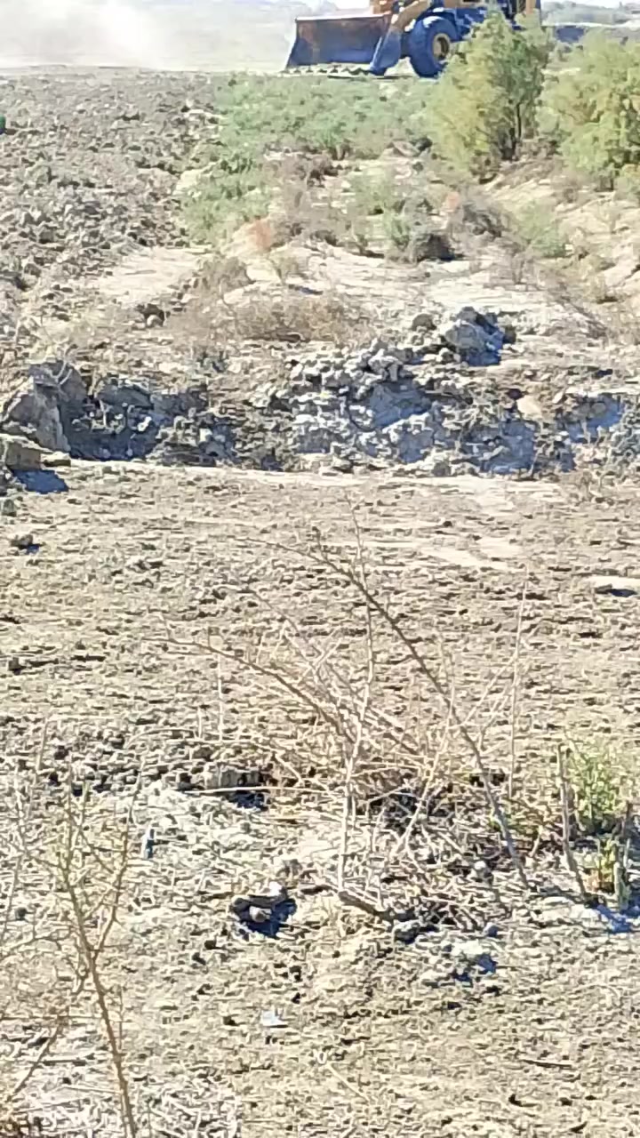 سلام عليكم شفل للبيع موديل 2011 حجم 53رقم ذي قارتحويل ثاني يوم للستفسار السعراتصل *********** ،
