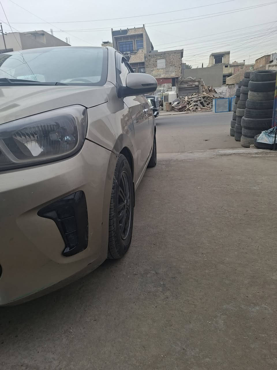 كيا بيكاس 2020  خليجي 🔥
اشاير بالمري 
مري كهرباء 
abs
ضغط اطارات 
كروز سرعة 
شاشة اندرويد اوتو كار بلي
كاميرا خلفية
حساس خلفي
السيارة حالهة حال الجديدة 
ماشية 80 قابل للزيادة
محرك 1400
بيها صبغ 3قطع جمالية
خليجي 
رقم بغداد الجديد شرط التحويل ثاني يوم 
السعر 90 ورقة بيه مجال بصيط
مكاني بغداد ***********
