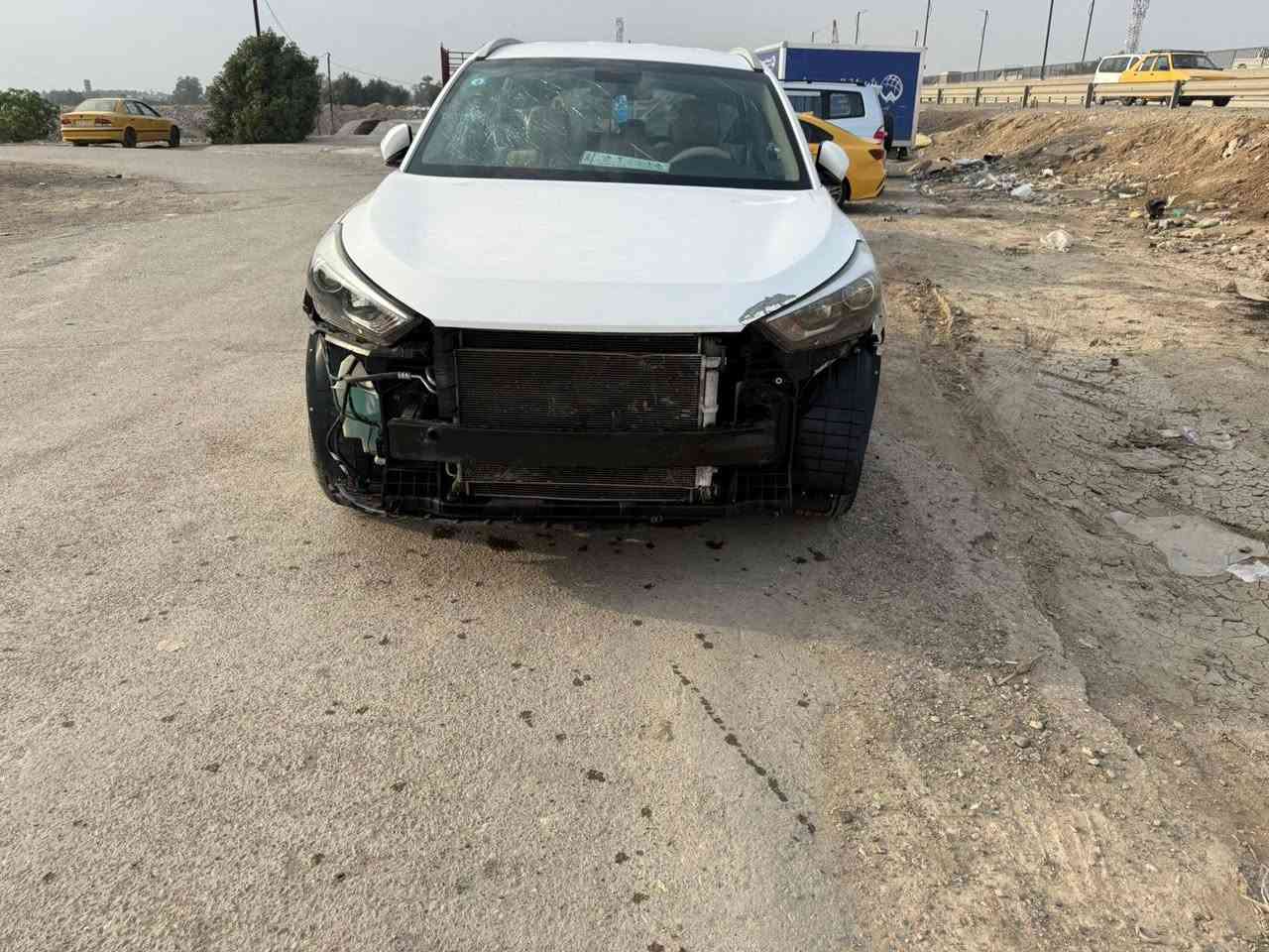 توسان خليجي موديل 17رقم بغداد تحويل سيارة مكفوله كفالة عامه ماشيه 70لف صاربيه حادث ابيعه على وضعه مكانه سيارة بغداد سيارة شغاله وتمشي ***********
