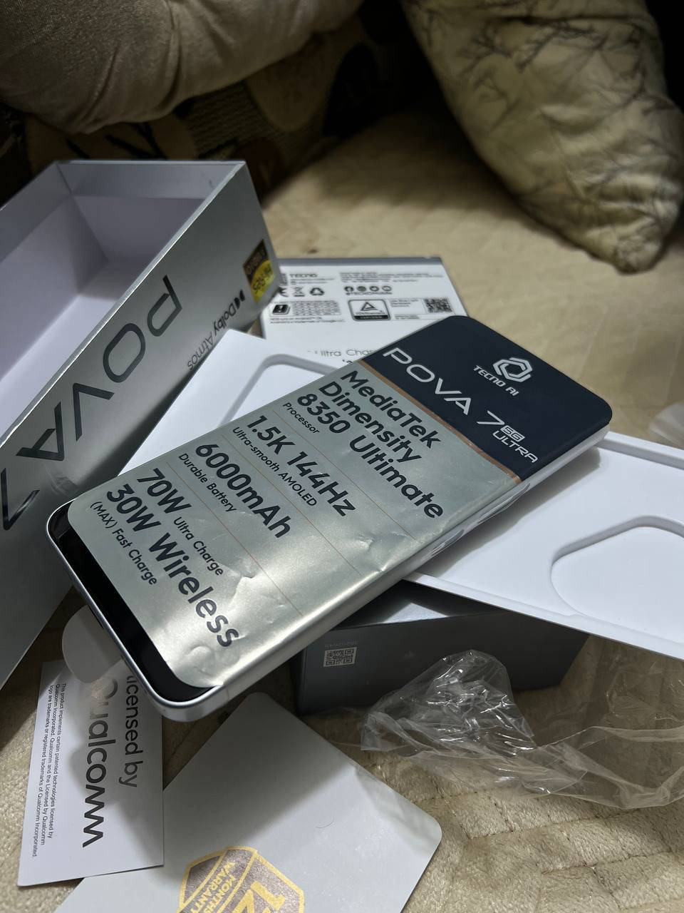 السلام عليكم شباب تكنو بوفا7الترا صارله20يوم من اشتريتهه اريد ابيعه لين صار عندي ضرف ذاكره 256عشوائيه 8جهاز راقي  يشغل ببجي 120فريم نضافه 100/100 غراضه كلهن جدد و موجودات ***********
