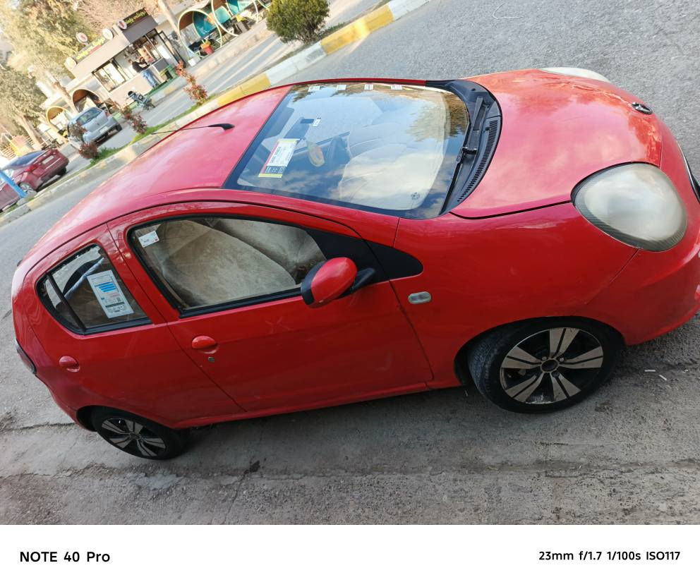 جیلی پاندا مۆدێل ۲۰۱۳ ئۆتۆماتیک 
بێ دەعم بێ لێدراو تەنها کاڵبونەوەیەکی کەمی هەیە 
سەیارەیەکی بێ مەسرەف ماڵی دۆست زۆر کەم بەنزین ئەخوات گێڕو مەکینە کۆرۆلا ئاوێنە ئیشارەت ئاوێنە کارەبا چوار تایەو ویلی لۆکی لەسەرە کامل کارەبای بەشەرت 
ڕەقم جنوب بەشەرتی ئەوەلیات  بەڵام تەحویل ناکرێت .
نرخی 37 گەڵاو مەجال *********** دهوك, العراق
