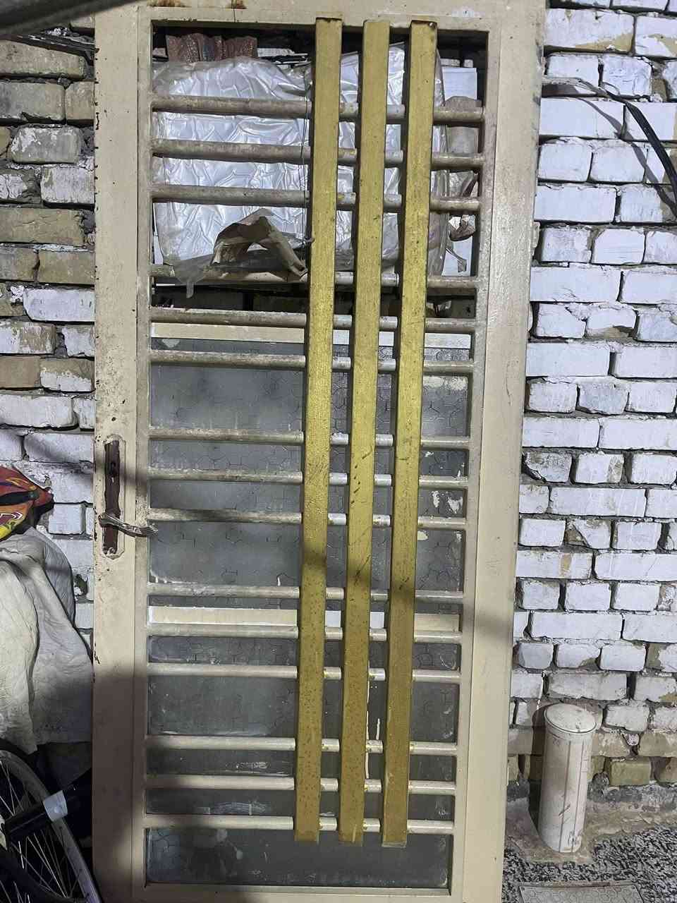 السلام عليكم طخم للبيع سعر 225 وبي مجال قليل ‭0773 789 2493‬توصل. ع رقم
