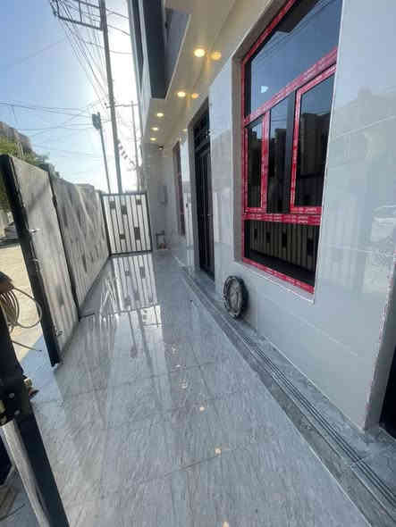 السلام وعليكم 
🔷مكتب البركة الهندسي للعقار والمقاولات العامة يوجد لدينا مساحات اكبر واصغر داخل الصفحة جميع العروض (50_75_100_150…….) في عموم حي الجهاد للاستفسار 
حسن 
***********
عباس
***********

🔹
مشتملات مساحة 50 متر 
الركن : واجهة 8 نزال 6.50 يحتوي مدخلين 
مجاورات الركن : واجهة 4 نزال 12.50 
🔹🔷 

🔹عنوان : حي الجهاد ديوان المخابرات قرب  جامع محمد رسول الله بظهر الاربع شوارع 

🔷🔷 البيت فول الفول بناء درجة اولى 
🔷🔷يحتوي المشتمل على 
الطابق الارضي :مدخل +صالة +مطبخ +حمام +منور 
الطابق الاول :غرفتين + حمام + بلكونة 
الطابق الثاني: غرفة + صطح 

🔷🔹 السعر 165 مليون وبي مجال 

للاستفسار 
حسن 
***********
عباس
***********
