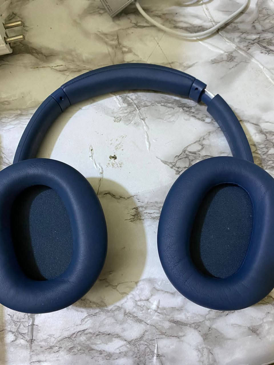 السلام عليكم
Sony ch720 

كامله الغراض 
نضافه 100% 
السعر 100 الف


**إذا كنت صاحب هذا الإعلان وتريد حذفه لأي سبب، رجاءا أرسل رسالة إلى الدعم الفني**