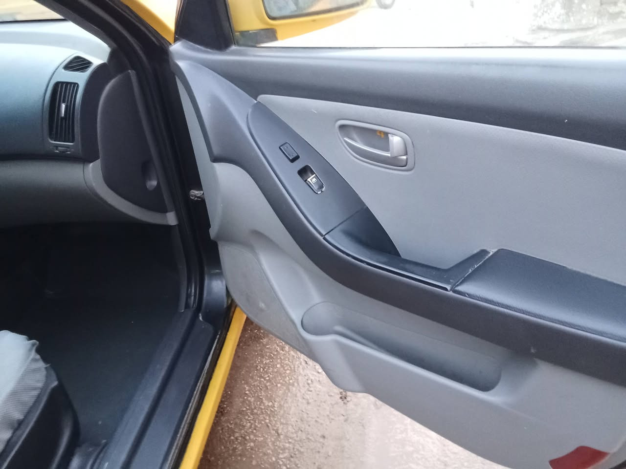 النترا وارد امريكي 2009 محرك 2000 مصفره هيأ ومرور رقم انكلزي الجديد تحويل مباشر بيها تصليح بل جاملغ الخلفي   مكفوله من العيب الشرعي مكان  السياره ناصريه مركز شراي اتصل ***********  وتساب موجود السعر 78 وبيها مجال قليل عل فيس غير متواجد شراي اتصل
