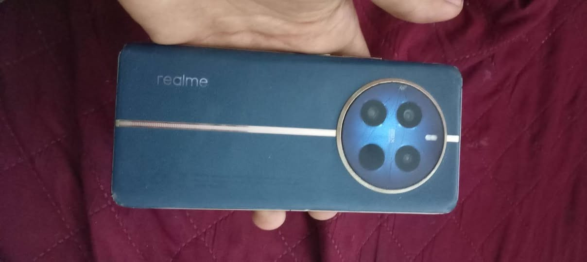 سلام عليكم للبيع ريلمي 12بور 5جي مبدل شاشه اصليه ومفطوره فطر بسيط كلشي شغال بي كامره واضحه صوت مابي مشكله  سعر 200الف وبي مجال مكاني دوانيه مركز مستعجل ع بيع


**إذا كنت صاحب هذا الإعلان وتريد حذفه لأي سبب، رجاءا أرسل رسالة إلى الدعم الفني**
