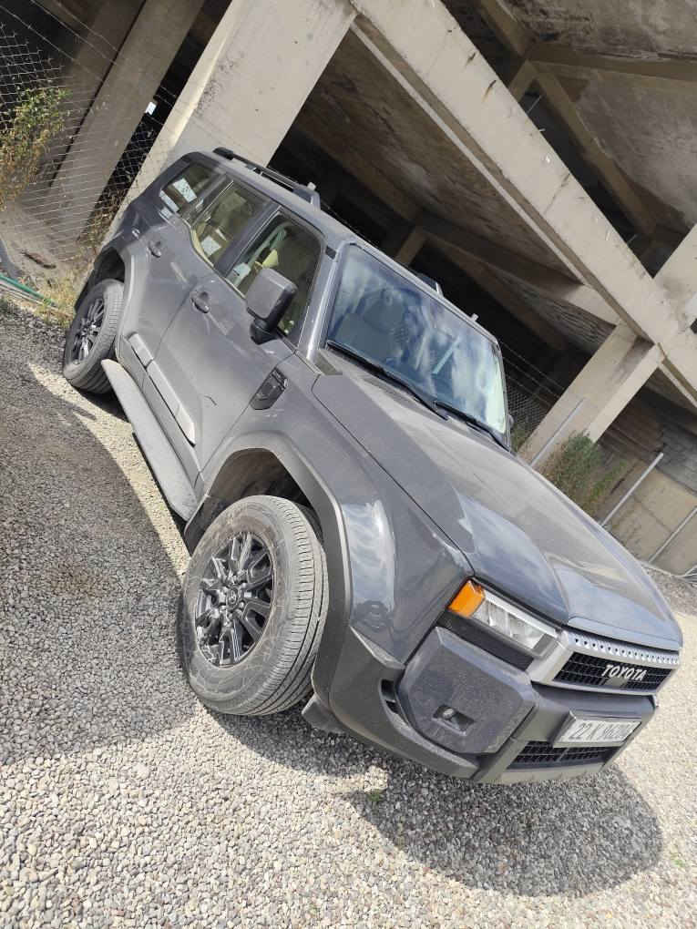 تۆیۆتا پڕادۆ مۆدێل ٢٠٢٤
سفری کۆمپانیای جیهان
فوول مواسەفات، سڵاید،دەبڵ ئەکسل،کوشن جڵد،ڕادار،خەتی جادە،بەسمە،برێک بەسمە،ئاوێنە شەفت، سندوق شەفت
سێ مۆدی لێخوڕین(ئیکۆ _ سپۆڕت _ نۆرماڵ)
مەکینە ٢.٤ تۆڕبۆ  _ چوار پستن
سەیارەکە سفرە دەعامی بۆ دەعامی بەشەرت نوکە دەرزی پێوە نییە
١٢ هەزار کیلۆمەتر ڕۆیشتووە، تا ٤٠ هەزار زەمانی کۆمپانیای هەیە
نرخی ٤٥٠ گەڵا و مەجالێکی برایانە
شوێن: هەولێر
***********
*********** أربيل, العراق
