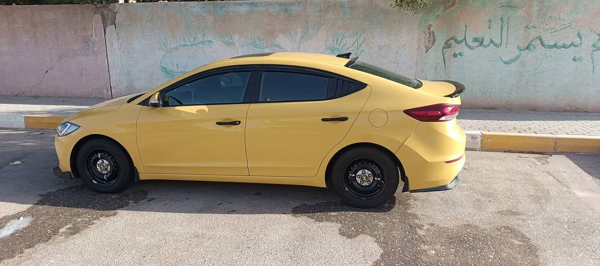 هونداي النترا موديل 2018 كير ATM وارد كندي    بدون لغد ولا شاصي ولا حوض  بس قبق جنطه مبدل 
مكينة گير حدادية تبريد على الفحص
حجم المحرك 2000 دوش المرغوب لا تبخير ولا تنقيص فول موصفات السياره 
بصمه 
رادار امامي رادار جانبي رادار خلفي
تحكم ستيرن
شاشة 
كامره دواره 
تدفئه تبريد 
لد امامي خلفي 
ويل عادي املس تخم تاير جديد 
دوشمه دلو جديده 
مكان العماره حي الجامعه 
رقم ميسان   انكليزي  وهزه جديده
السعر130وبيه مجال
أي استفسار  ***********
