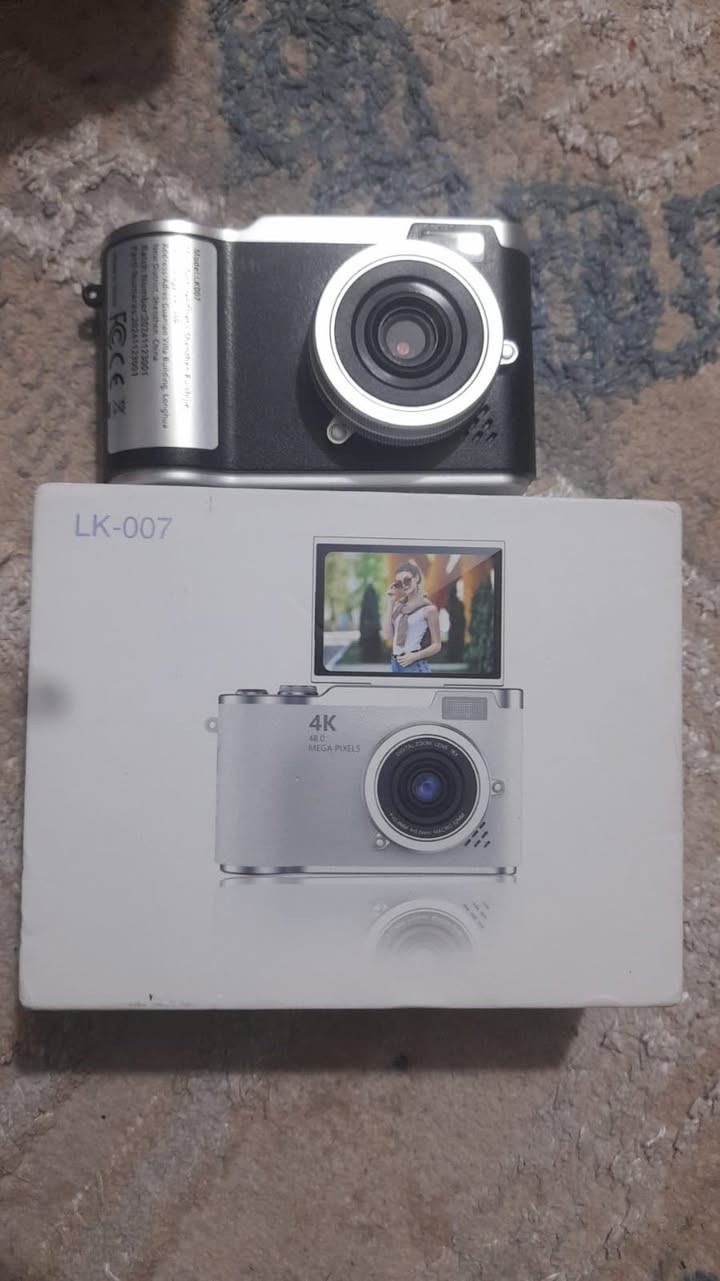 كامرت فيديو وتصوير  4kسعر 50الف


**إذا كنت صاحب هذا الإعلان وتريد حذفه لأي سبب، رجاءا أرسل رسالة إلى الدعم الفني**