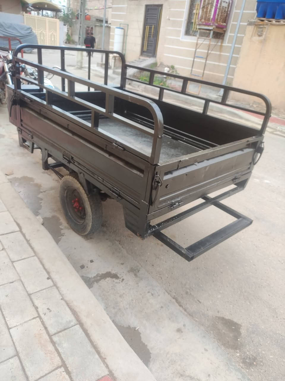 سلام عليكم ستوته البيع اوراقه ضايعه مكفوله من اي شي مكينته 23 نضيفه كهربائيات كله شغال عوزه بك لايت باتري جديد مصبوغه صبغ حراري جديد ستوته حلوه وجاهزه لسعر800 قفل مكاني كربلاء لشراي يتصل ***********
