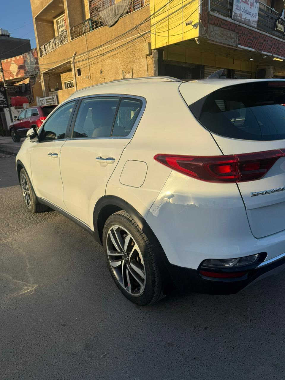 سبورتج موديل 19 ماشية ٩٧فو مواصفات بصمة حساسات كشنات تحكم جلد صندوق بصمة مكينة وكير مكفولة رقم بغداد بيهة بارد بالجاملغ الخلفي وبارد خفيف بالباب الخلفي مكاني بغداد الجديدة رقمي ***********السعر شدتين ٢٠٠ورقة بيهة مجال بسيط
