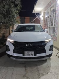 شيفروليتي بلايزر 2021 فول عدا البانورامه سعرها ١٩٥ وبيها مجال  محرك V6...