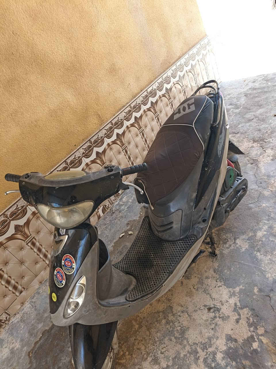 سلام علايكم شباب ماكس قجمة دراجة خير من الله ما مفتوحة كل شي شغال كفرات بيهن كسر ريدهة ب 625 وبيهة مجال الشراي مكاني بصرة كرمت علي رقمي ***********
