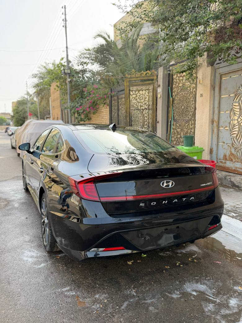 هيونداي سوناتا وارد امريكا موديل 2023 الفئة لمتد 
ماشيه 9000 بحاله الزيرو 
 سرقة وتخريب مو حادث بجم كبس بدون ايرباك 
بيها بارد جاملغ الخلفي شبر  
صور الحادث بالمنشور 
المواصفات واحد ع واحد لمتد 
5 كامرات
بانوراما وفتحه 
كشنات جلد تبريد تدفئة تبريد 
كشنات كهرباء 
شحن واير لس
سماعات بوز
داتا شو 
رادارات محيطيه تنبيه تصادم أمامي خلفي 
حساسات امامي خلفي 
كامره جانبيه عند الانعطاف 
محرك 1600 تيربو الاقتصادي بعزم رهيب 
اناره محيطيه 
تدفئة ستيرن 
يعني لمتد كلشي بيها واحد ع واحد 
حره لا معوقين ولا شهداء حره بسمي
بدون رقم فحص مؤقت تترقم جميع المحافظات 
مكانها البصرة 
هاتف ***********
السعر 175 البصرة, العراق
