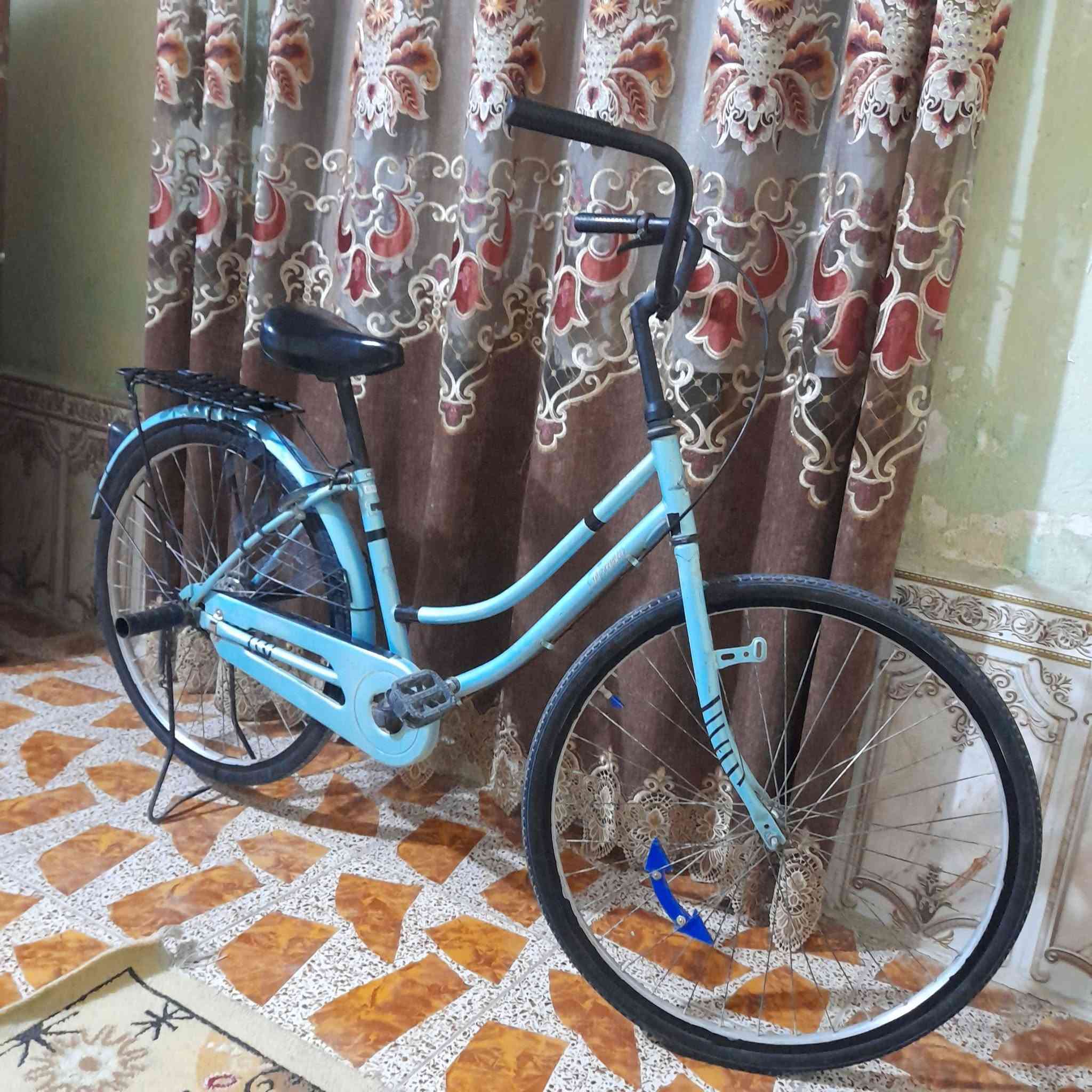 بايسكل البيع نضيف كلش حجم ٢٦مكانه ناصريه محطت القطار سعر٧٥ جاملغاته كاملا هيه والبريكات المامي والوره باسكل اي نقص مابي رقم الهاتف ***********بي وتساب
