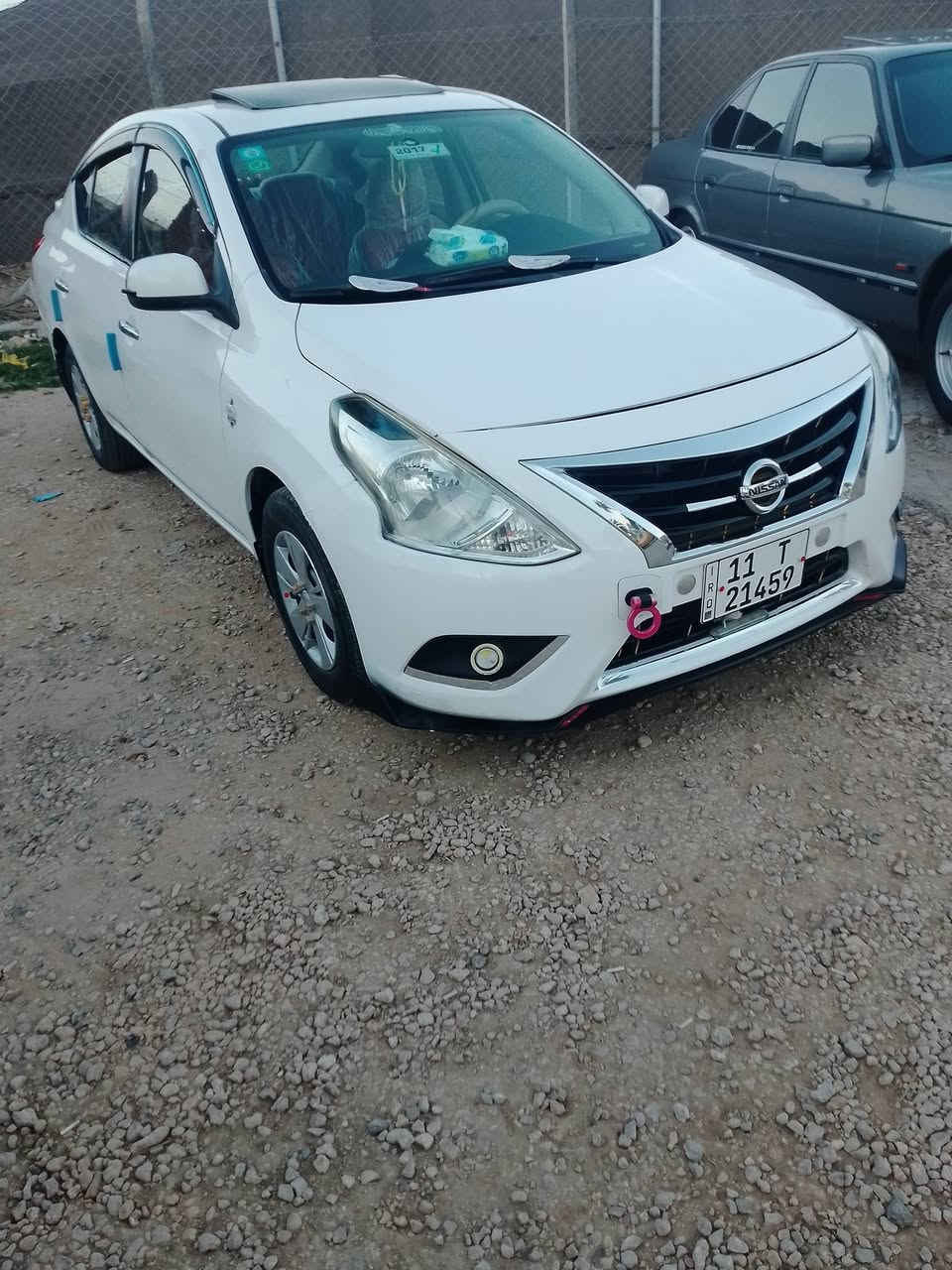 للبيع سياره نيسان صني موديل 2017محرك كير شرط نضافه تبريد شغل سياره فول نظافه بيه قطع وحده صبغ جملغ فقط محرك 1600.سياره مآل جناي مكان كربلاء الحسيني.***********.سعر 107وبيه مجال
