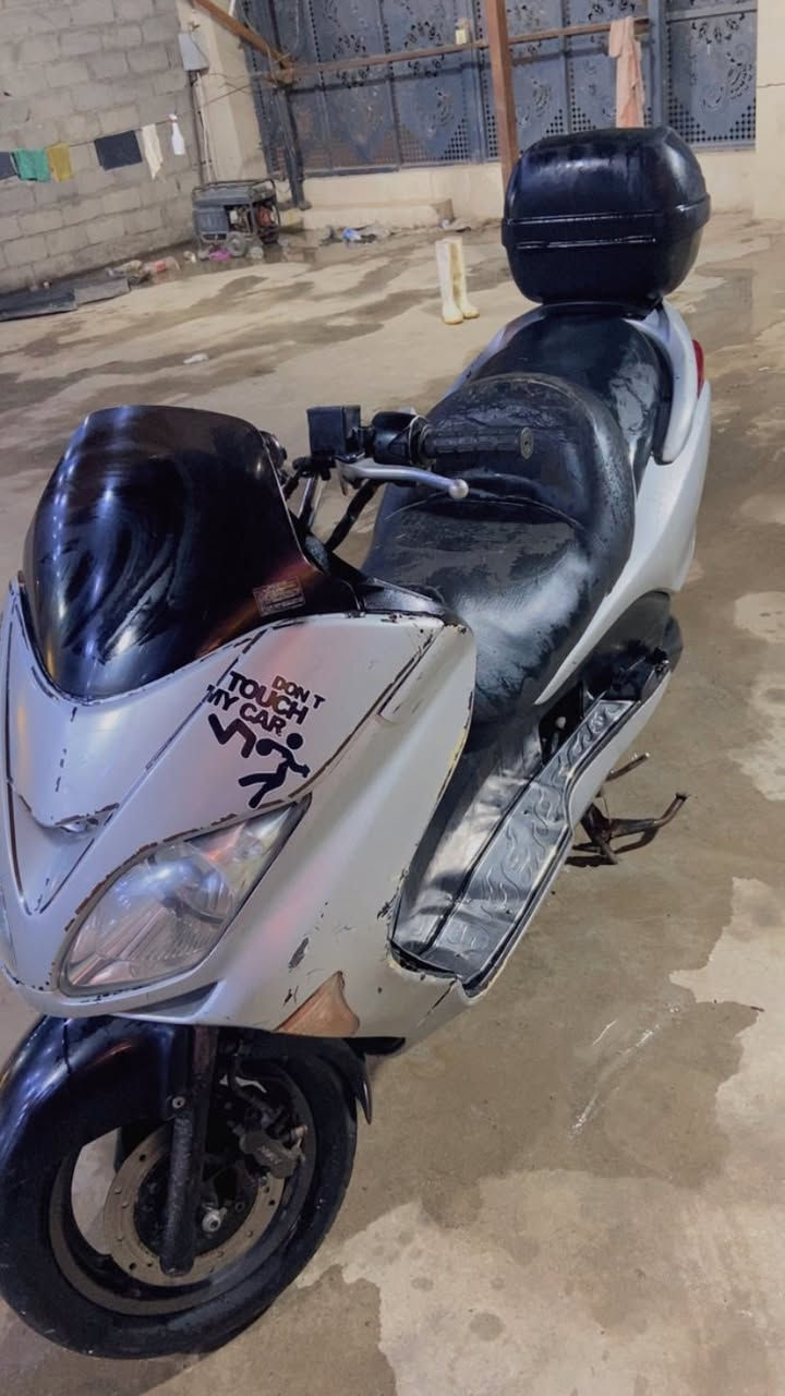 فورزه صفر ٨ بصمه مكينه خير من الله شلعه او معدل نكره بكل وقت كهربايات كله شغله
عليها زوج زنون 
تاير خلفي جديد 
بيع او مراوس شعندك نزل 
بعقوبه ***********
