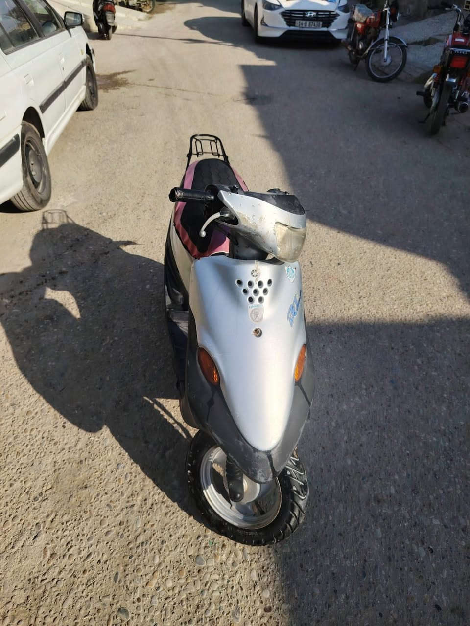 السلام عليكم دراجه ام تسعه للبيع مجفته مره وحده سعره 250 وبيه مجال مكان ميسان رقم ***********
