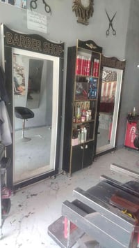 فاترينه • مرايات • فاترينة مرايات • كابينة • اثاث • ديكور منزل • خزانة...