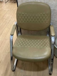 استخدام قليل • ترولي حديد