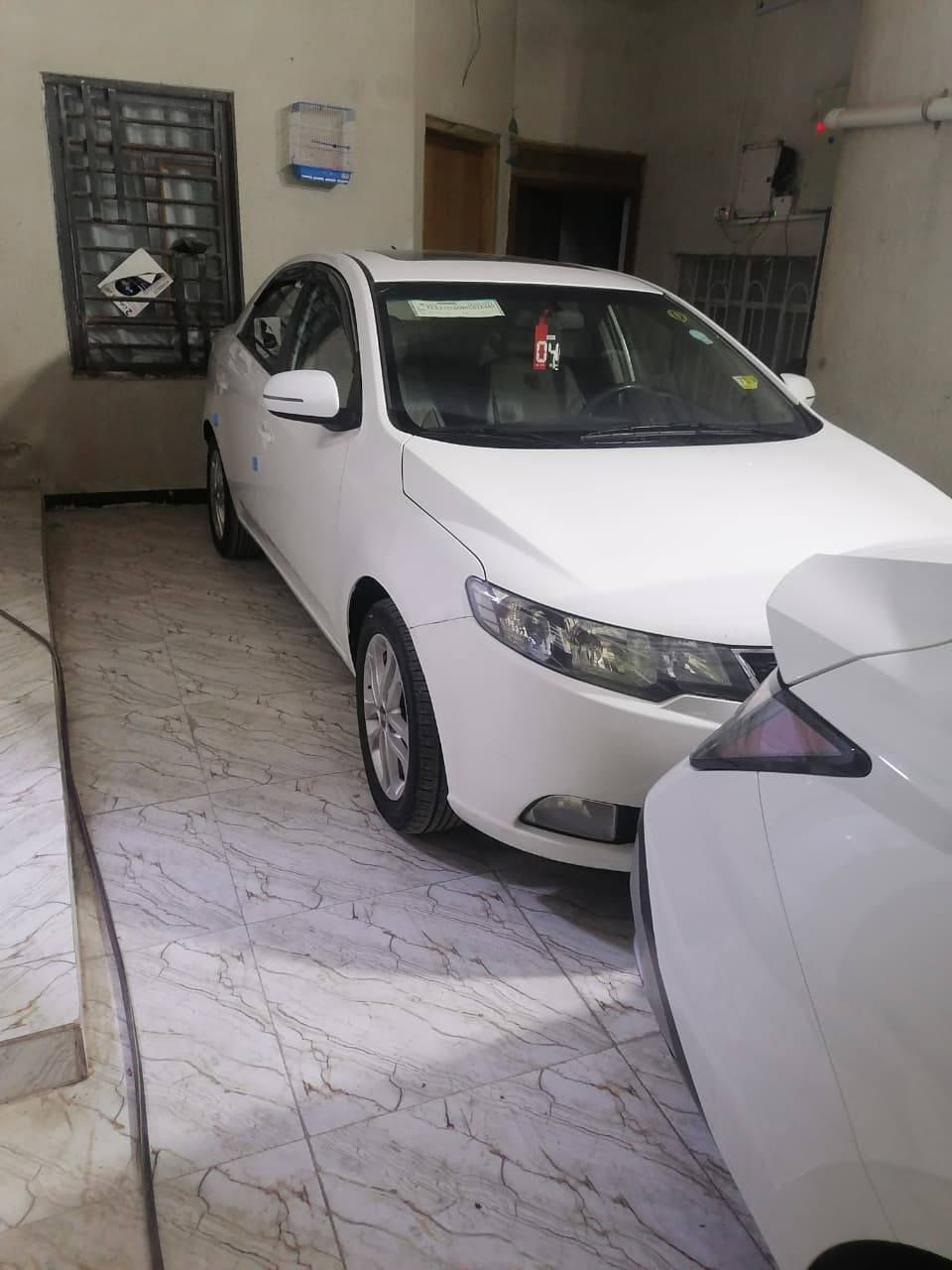 سلام عليكم
سيراتو 11
السياره فول للاخير
محرك ١٦٠٠
السيارة قطعتين صبغ فقط
السعر 102
***********
مكلف بل نشر اتصال فقط البصرة, العراق
