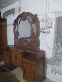 غرفة للبيع • بل كوت الشرقية