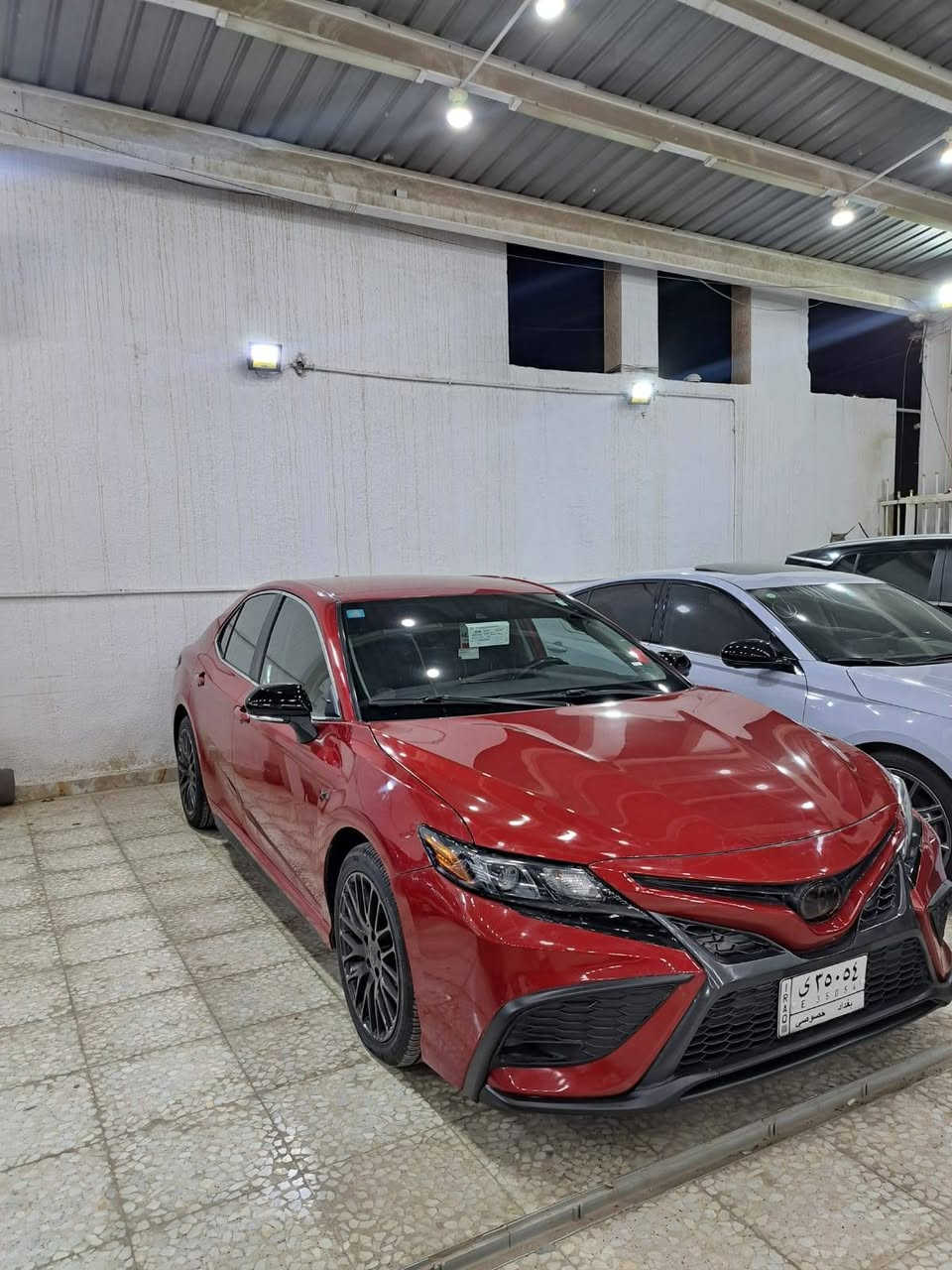 السلام عليكم ورحمة الله وبركاته
تويوتا كامري2022SE بانزين 
 
رقم بغداد تحويل. ثاني يوم 
موصفات SE 
مواصفات السيارة 
_رادار امامي 
_رادار بالمري 
_كشنات جلد لون مميز 
_كشن كهرب 
_ثلاث وضعيات قيادة 
_علامات بلاك اديشن 
_كروز سرعة 
_مثبت مسار 
كامره امامي كامره خلفيه 
وباقي مواصفات الكامري المعروفة 
رقم شاصي صور حادث مو جود وبيه قطتعين كلير من امريكا 
 كير ومحرك بشرط  مكفولات
حداديه تبريد كله شرط ماشيه 52 رقم بغداد حره السعر ١٨٥ بيه مجال بسيط


**إذا كنت صاحب هذا الإعلان وتريد حذفه لأي سبب، رجاءا أرسل رسالة إلى الدعم الفني**