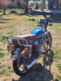 شباب دراجه سيفان للبيع موديل 2024   محرك ميتين مابيه وراق درجه مقفوله ...