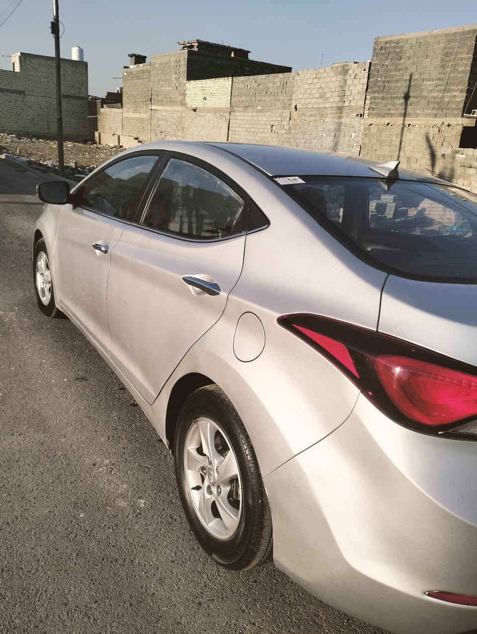 السلام عليكم افانتي ادوات بدون  رقم 2014 كامل مواصفات ماعدة فتحة مرايات شفط بطن اسود جلد  ماصدات لدات سيارة جديدة دخول جديد السعر 45 لا تعلق ولا تراسل اتصل وتدلل  *********** مكان بغداد
