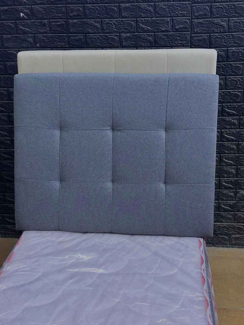 سرير نفر 
متانه وجوده عاليه القماش وتر بروف مقاوم للرطوبه 
القياس 90 *190
يتوفر توصيل لكافة المحافظات بغداد, العراق


**إذا كنت صاحب هذا الإعلان وتريد حذفه لأي سبب، رجاءا أرسل رسالة إلى الدعم الفني**