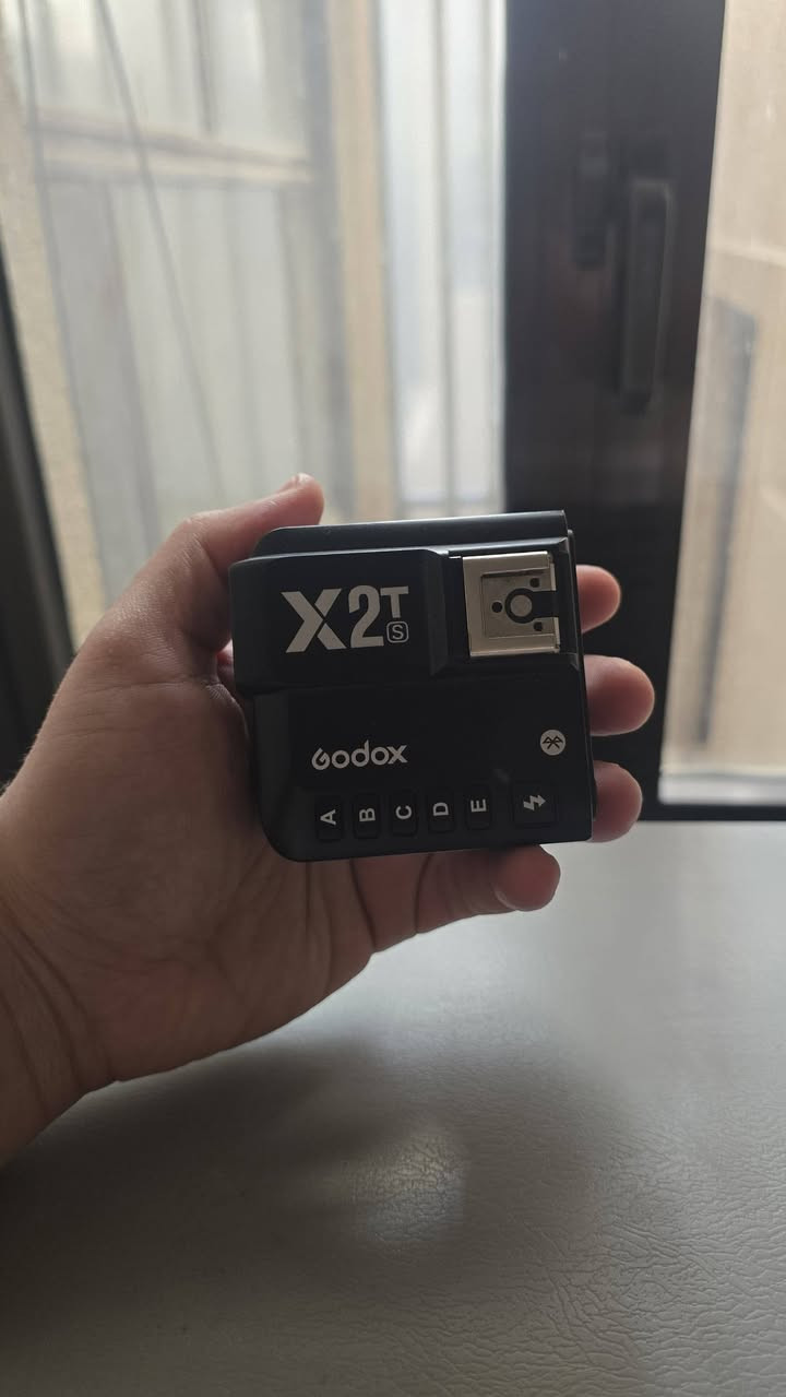 Ad 600 pro نظيف جدا ناقصه فقط بطارية ابيعه بدون بطارية البطارية مالته بسبب انو تاركه واكف
تريكر سوني x2 
سوف بوكس بيوتي دش ماركة حجمه 85 جدا نظيف 
كامرا سوني sony a7riii نظيفة جدا 
عدسة سوني ٨٥ mm زايز فتحة ١.٨ 
عدسة سوني ٢٤_٧٠ زايز فتحة ٤
سوفت بوكس اضاءة تصوير منتجات 
جنطة كامرا كبيرة ظهر عسكري 
جنطة كامرة حجم صغير 
كل عاي الغراض متوفرة للبيع وبحالة جدا نظيفة 
Ad 600 pro نظيف جدا ناقصه فقط بطارية ابيعه بدون بطارية البطارية مالته بسبب انو تاركه واكف


**إذا كنت صاحب هذا الإعلان وتريد حذفه لأي سبب، رجاءا أرسل رسالة إلى الدعم الفني**