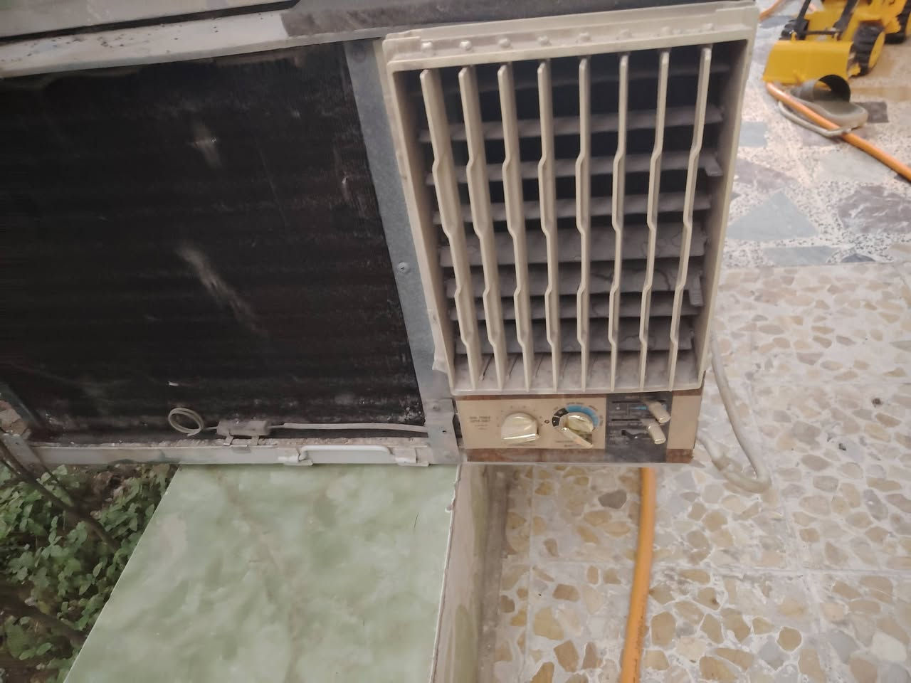 مكيف جنرال باب اول شرط التبريد مع القفص ٢٧٥
ميسان ابو رمانه
***********
