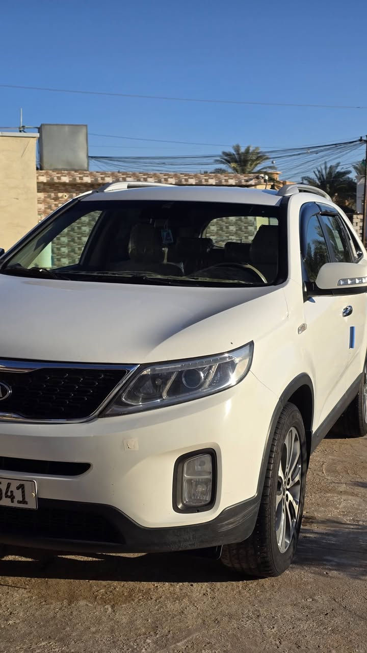 #للبــيـــع
ســورنـتــو 2014 رقــم انـبــار 
7 راكـب محـرك 6 سلنـدر 
مكانهه الرمـادي // كفاله عامه 
للأستفسار : ***********
