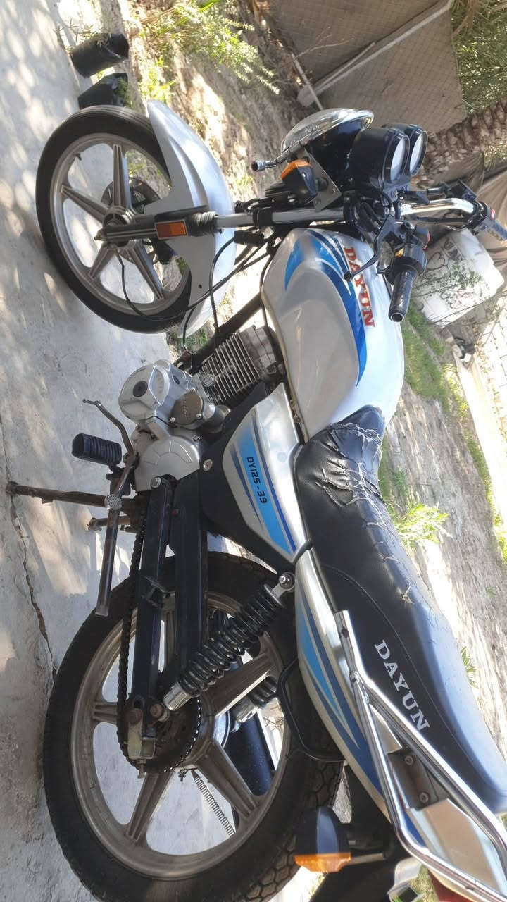 يالله دايون موديل 23 كلك بدون اوراق مكفوله كفاله عامه دراجه بعدهي زيرو السعر 600 مكاني حله 
***********
