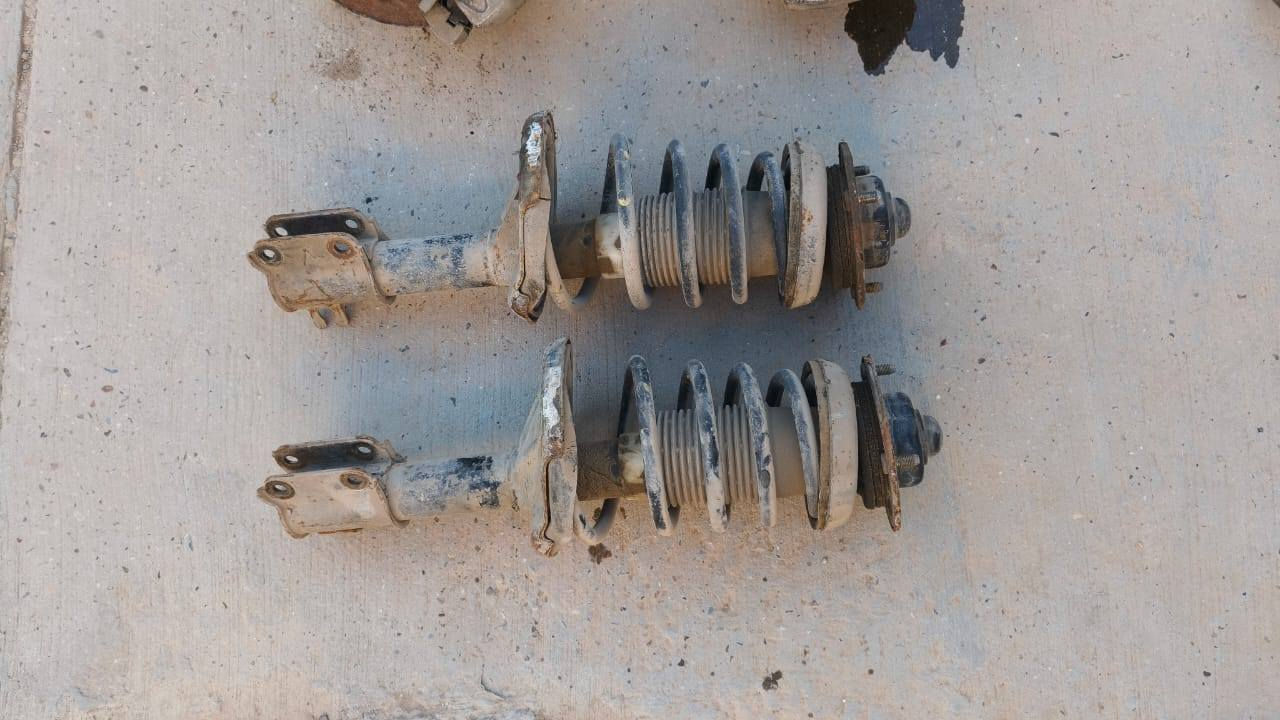 السلام عليكم غراض دايو لكينزا 2001
كلشي موجود

مشط كامل هوة والدرايم شفت

مجمع ستيرن كامل حتى الصليب

دبلات أمامية زوج

دبلات خلفي زوج

اسطاب  خلفي زرج

اسطاب امامي كامل زوج

يده كير اوتماتيك كاملة هي والقمجي والقاعدة واللاستيكه

حصان كامل مع السايد بريك

سلف

كويل نار

دجة محرك امامية

جنطه كاملة مع الاسبايدر

بطاين عدد 4

جام بيبان عدد 6 مع المثلثات

بطاين كفرات دواخل السيارة كلها موجوده حتى مال الجنطه

راديتر كامل مع المراوح

راديتر تبريد كامل

دبة ماء ماسحات

ماطورات جام عدد 4 كاملة مع القواعد

شبابيك تهوية تبريد

كنترول التدفئة والتبريد

ساعة دشبول

ضفيرة سيارة كاملة بدون كص من البنيد للجنطة مع قاعدتان فيوزات وعقل كاملة مكملة محرك وداخل وجنطه

قفل بنيد

فرام ممه

عبوة فيت بم الاصلية المقوسه مع الطوافه الاصلية

بور بريك كامل مع الدبه والحساس الانابيب مالته

دكشنات حار وبارد مع الحساسات كاملة

كشنات كاملة

أشرطة حزام الأمان كاملة

چكمچة كاملة حتى الكلوب بيها والفيشه

بطاين جوانب الجنطه

مروحة التبريد اللي داخل الدشبول

سماعات الصغيرة اللي فوك بالدشبول

مصباح الداخل مال سيارة اللي بالتنته

لايتات زوج

بك لايت زوج

دعاميات 2 أمامية وخلفية

محرك نظيف حيل

شاصي دشبول
ويل كب عدد 4

اليريد يتفضل خاص


**إذا كنت صاحب هذا الإعلان وتريد حذفه لأي سبب، رجاءا أرسل رسالة إلى الدعم الفني**