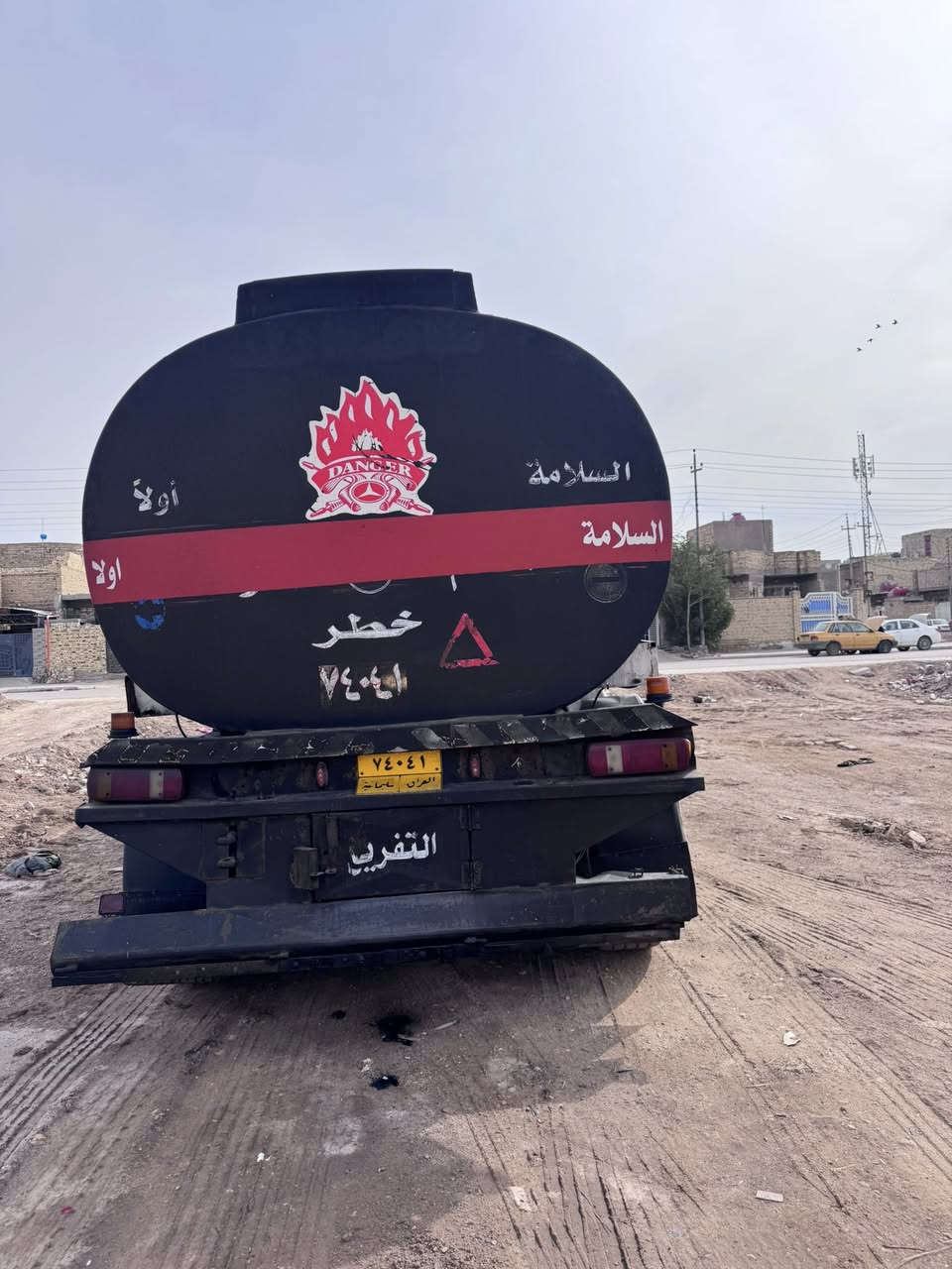 السلام عليكم اكتروس الفينينه للبيع مديل2002 سياره جاهزه خير من الله مكينه كير شاصي مكفول  سنويه بأسمي مكان سياره ميسان 

***********
